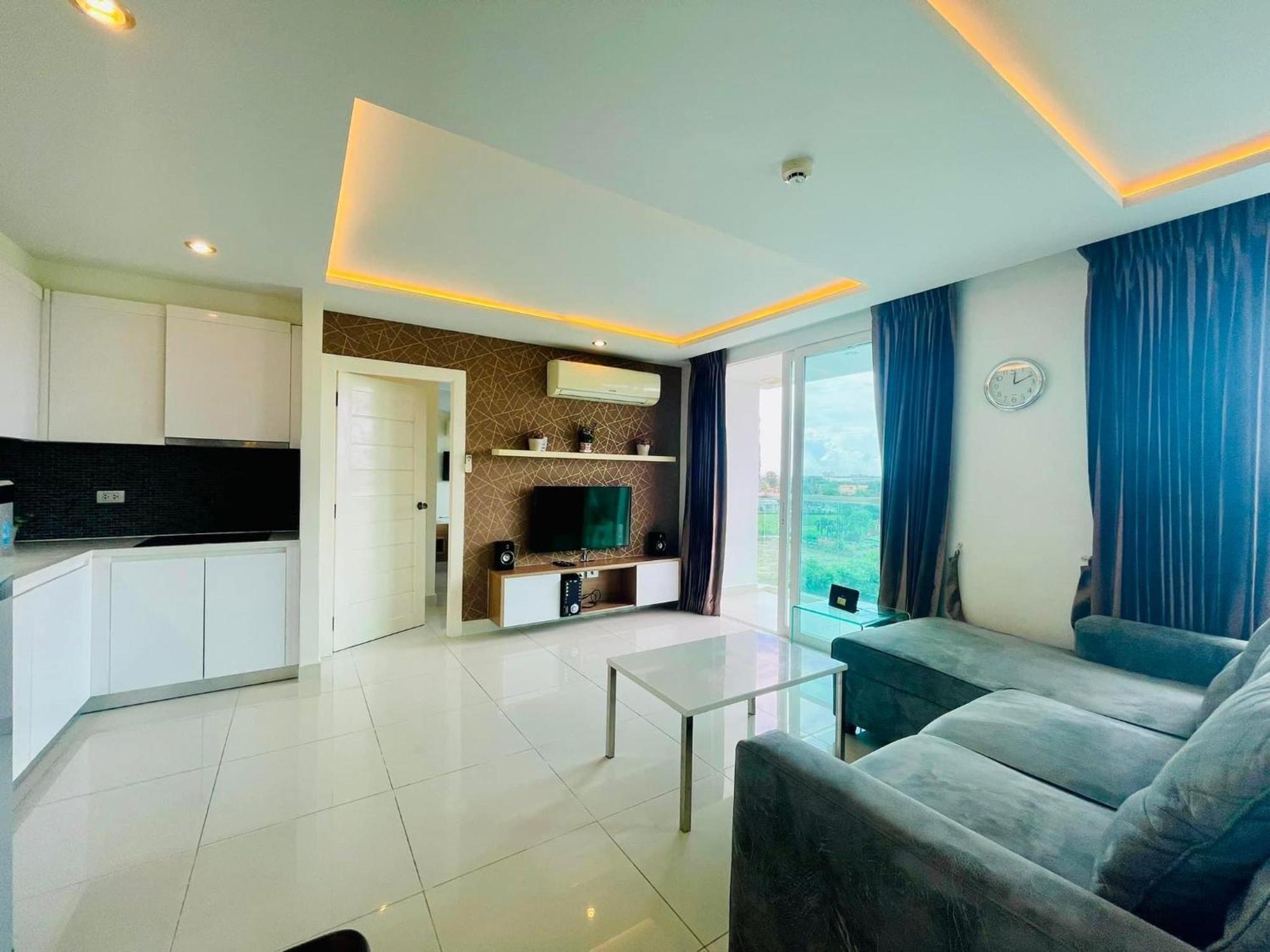 Amazon Residence By Pattaya Sunny Rentals Джомтиен Бийч Стая снимка