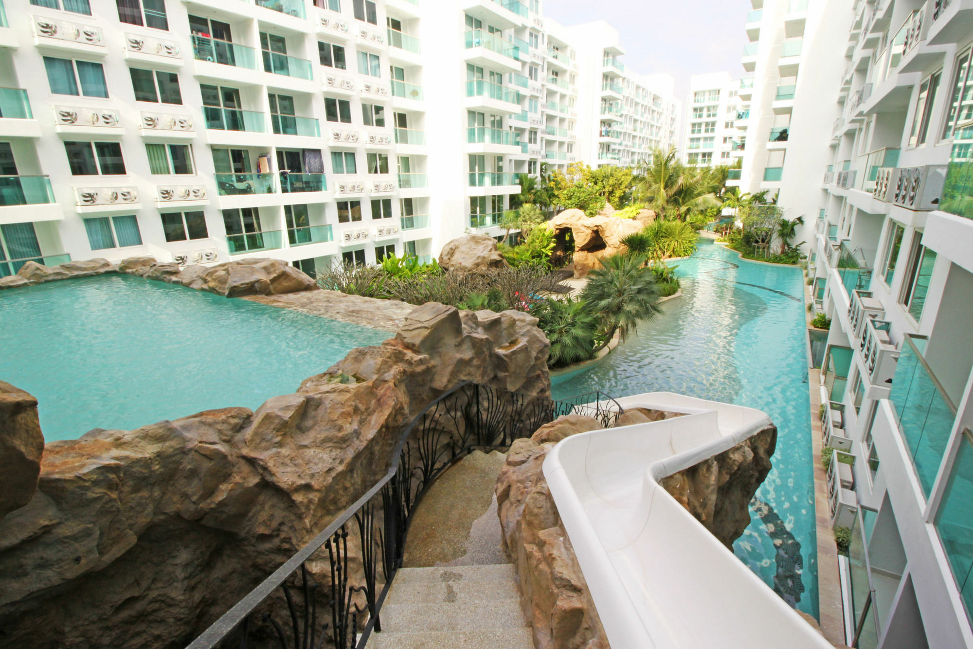 Amazon Residence By Pattaya Sunny Rentals Джомтиен Бийч Екстериор снимка